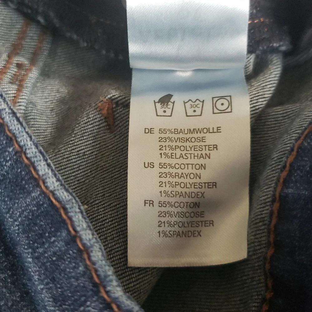Articles of Society Faith Flare‎ Raw Hem Women's Blue Jeans